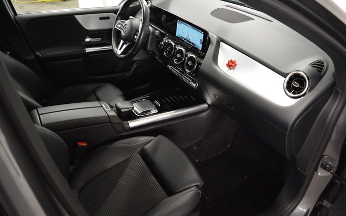 Mercedes-Benz Klasa B cena 99900 przebieg: 86700, rok produkcji 2019 z Poznań małe 326